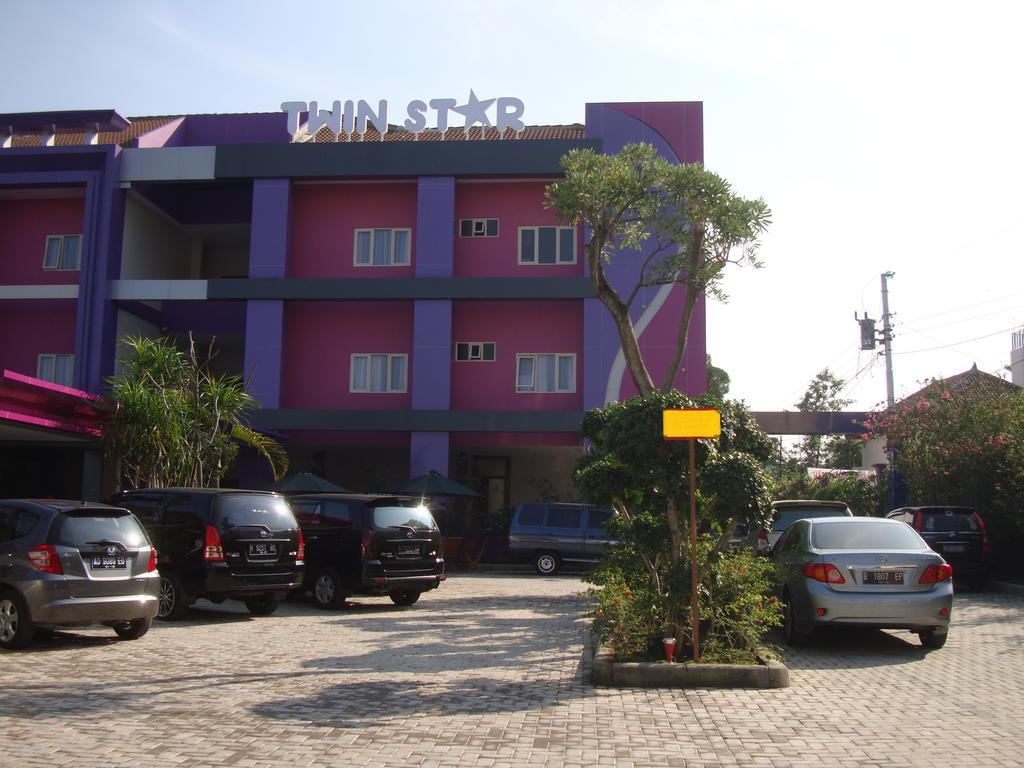 Twin Star Hotel Solo Exterior foto
